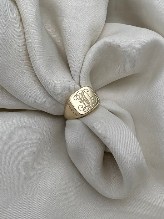 Signet ring, 14 karat guld