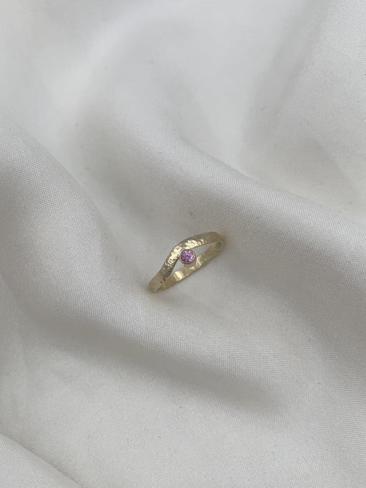 Julie Carl Jewelry Ring 45 / Safir pink (ca. 0,04 ct) Aurora ring, 14 karat guld