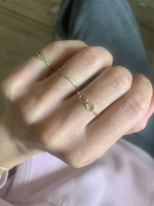 Julie Carl Jewelry Ring Infinity ring, 14 karat guld