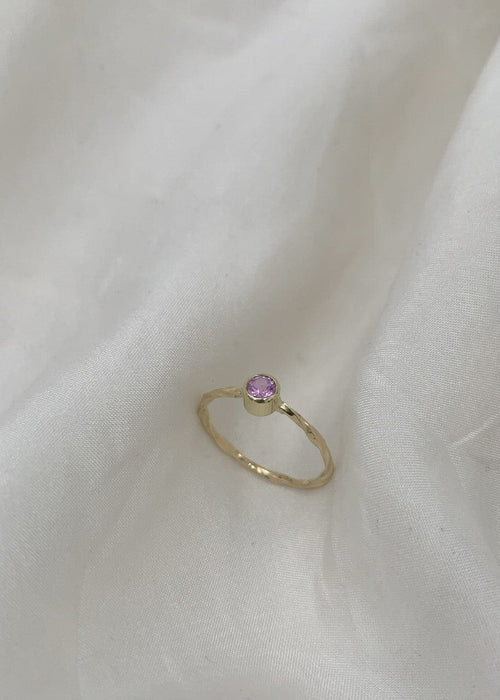 Julie Carl Jewelry Ring 45 / Pink safir (ca. 0.3 ct) Sapphire Dream ring, 14 karat guld