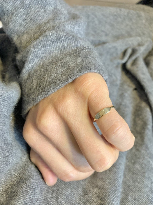 Julie Carl Jewelry Ring Yours Truly ring, 14 karat guld